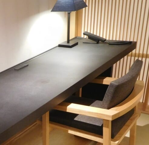 未来志向のオフィス機能 × 和の美意識  